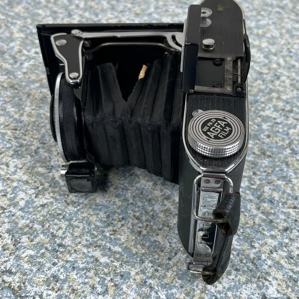 Agfa Ansco Viking Folding Camera Black Anastigmat f/6.3 Lens Vintage Display